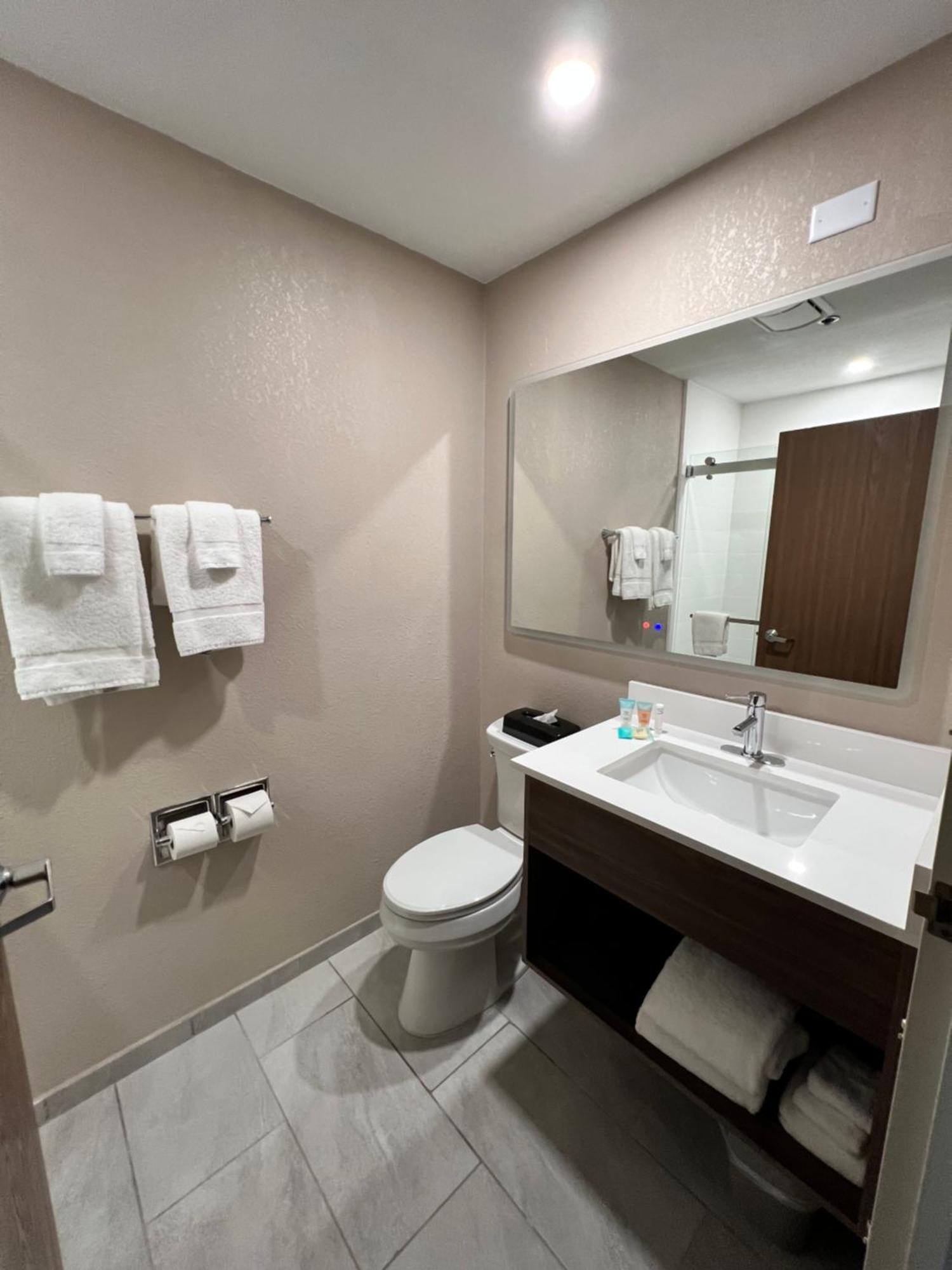 Norland Inn & Suites Roseau Номер фото